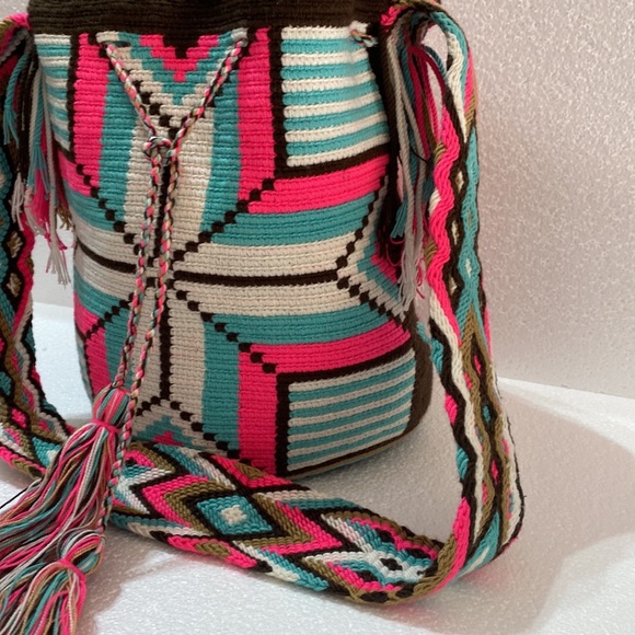 Colombian Wayuu mochila - Picture 3 of 3